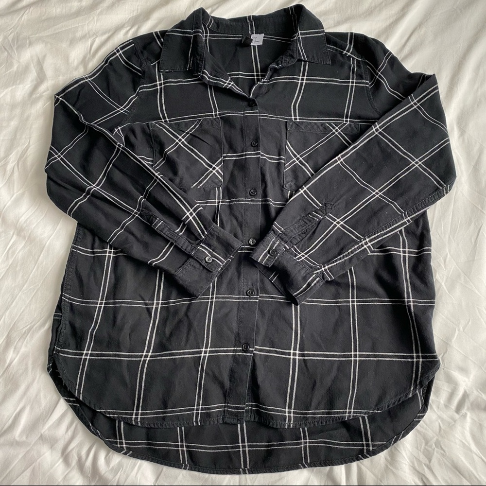 H&M Divided BW Windowpane Button Down